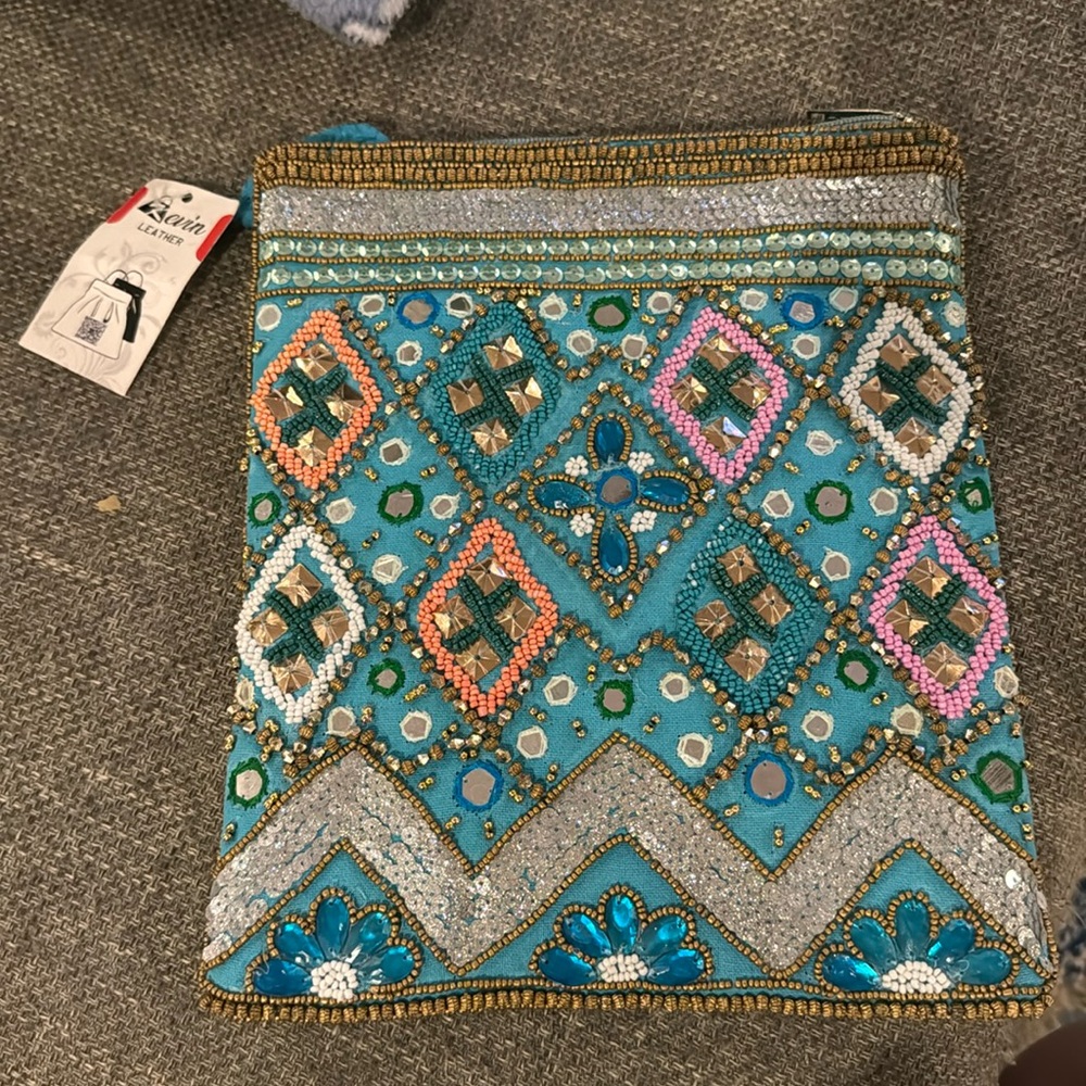 Unique cross body bag clutch